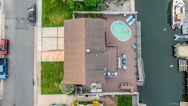 519 Nassau Avenue, Freeport, NY 11520