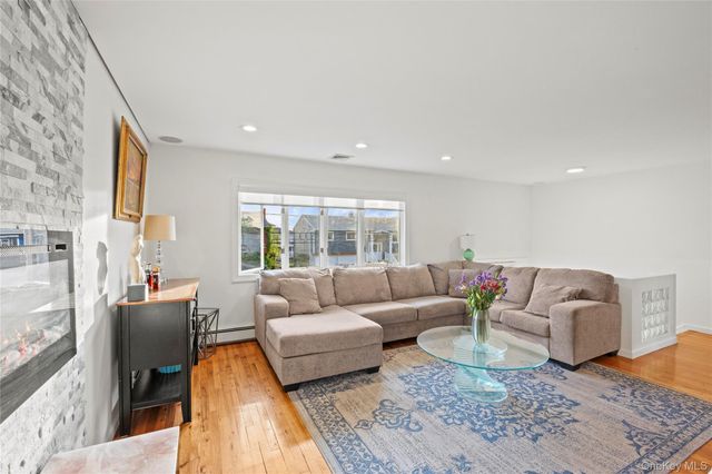 519 Nassau Avenue, Freeport, NY 11520
