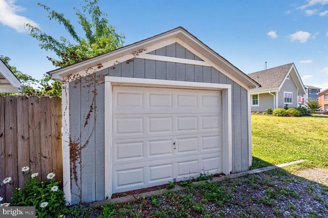 626 IRVIN AVE, Deale, MD 20751