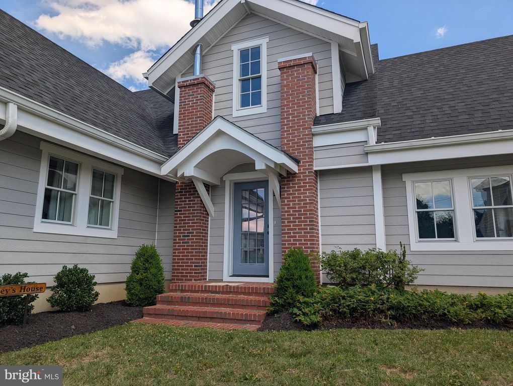 626 IRVIN AVE, Deale, MD 20751