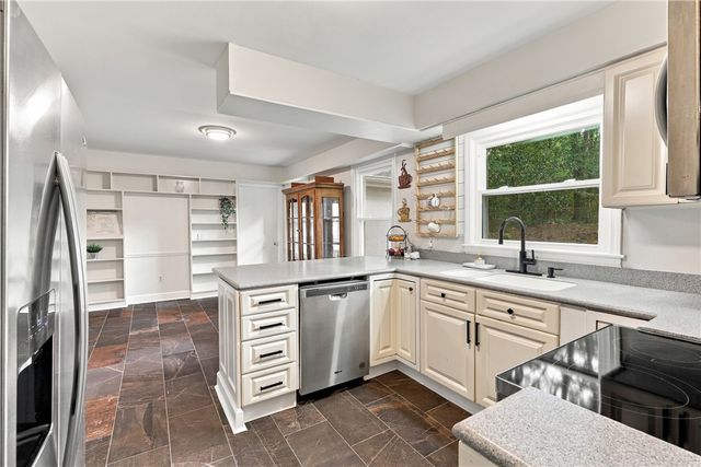 108 Azalea Drive, Clemson, SC 29631