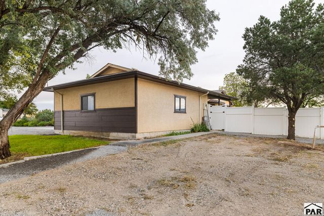 591 W Calle De Caballos, Pueblo West, CO 81007