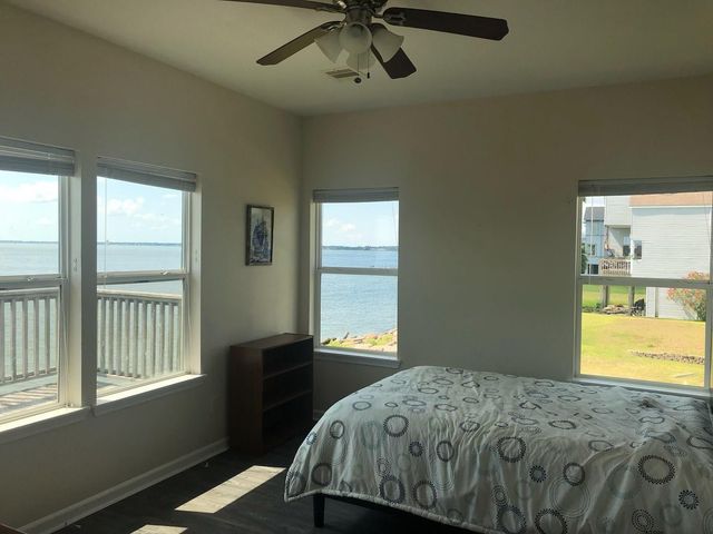 1506 Todville Road, Seabrook, TX 77586