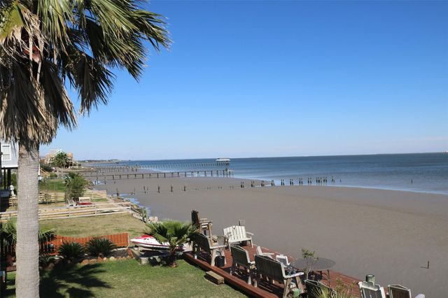 1506 Todville Road, Seabrook, TX 77586