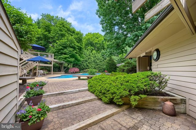 8023 YELLOWSTONE RD, Kingsville, MD 21087