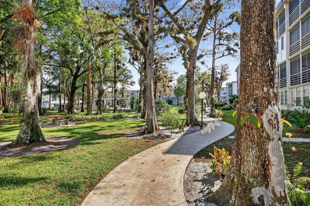4850 NW 29 Court 327, Lauderdale Lakes, FL 33313