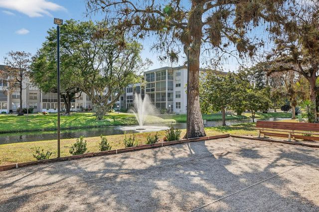 4850 NW 29 Court 327, Lauderdale Lakes, FL 33313