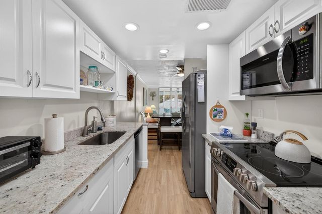 4850 NW 29 Court 327, Lauderdale Lakes, FL 33313