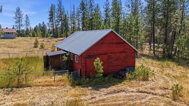 21312 W Sunwest Ave, Medical Lake, WA 99022