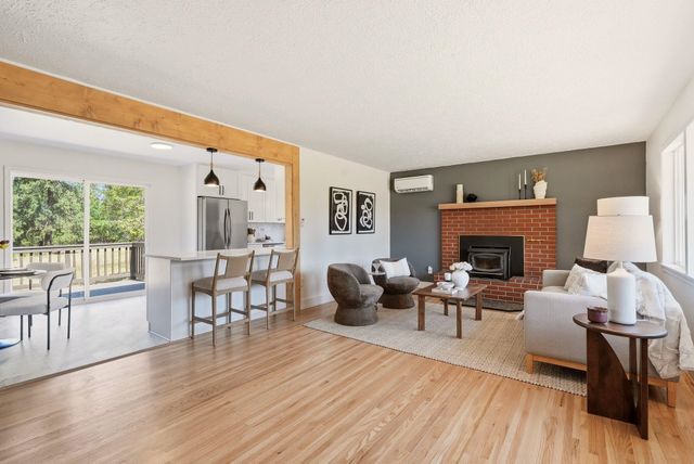 21312 W Sunwest Ave, Medical Lake, WA 99022