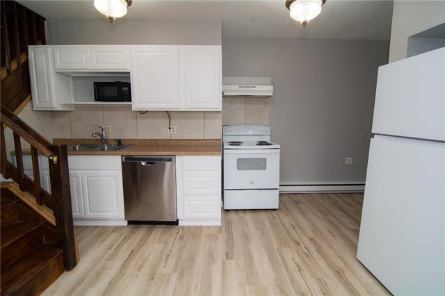 215 Franklin Street, Alburtis Boro, PA 18011