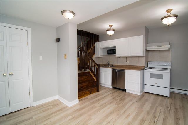 215 Franklin Street, Alburtis Boro, PA 18011