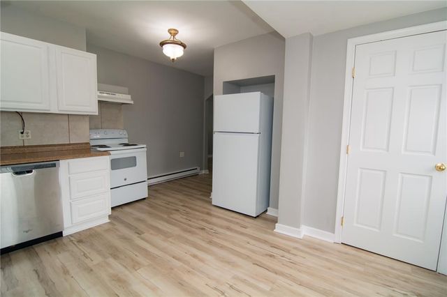 215 Franklin Street, Alburtis Boro, PA 18011