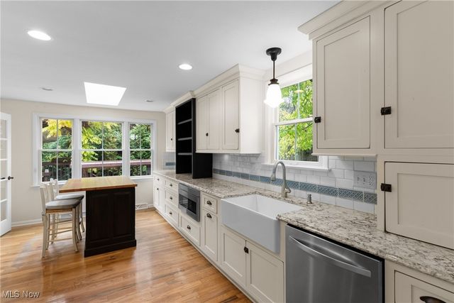 22805 S Woodland Road, Shaker Heights, OH 44122