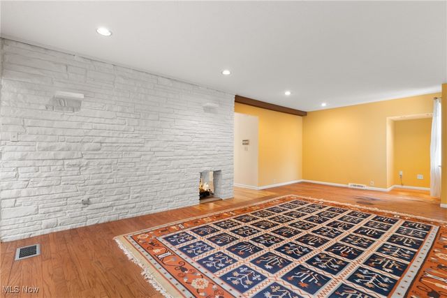 22805 S Woodland Road, Shaker Heights, OH 44122