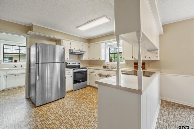 881 VZ County Road 4605, Ben Wheeler, TX 75754