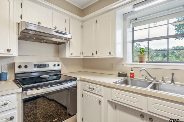 881 VZ County Road 4605, Ben Wheeler, TX 75754