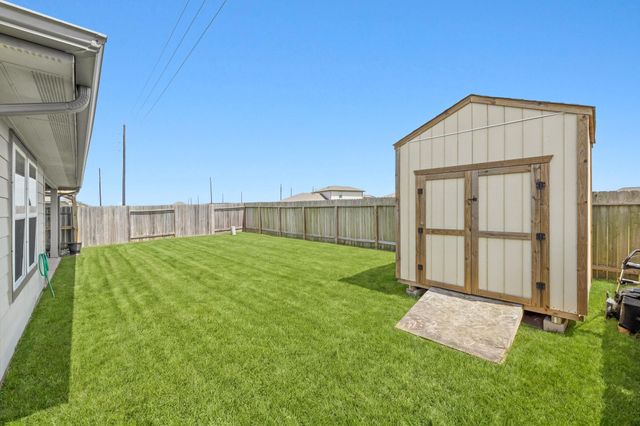 14722 Sweet Water Drive, Baytown, TX 77523