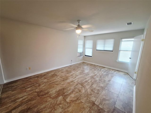 8310 Bar K Ranch RD, Lago Vista, TX 78645