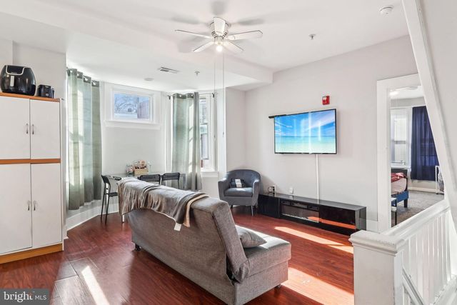 537 S 55TH ST, Philadelphia, PA 19143