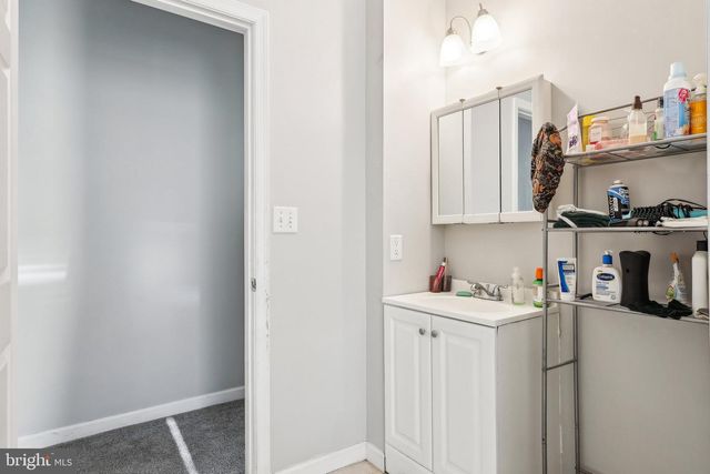 537 S 55TH ST, Philadelphia, PA 19143