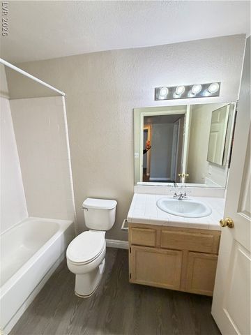 960 North Sloan Lane 104, Las Vegas, NV 89110