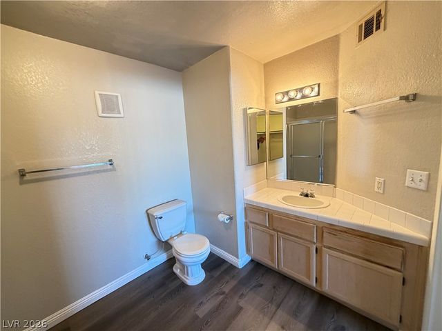 960 North Sloan Lane 104, Las Vegas, NV 89110
