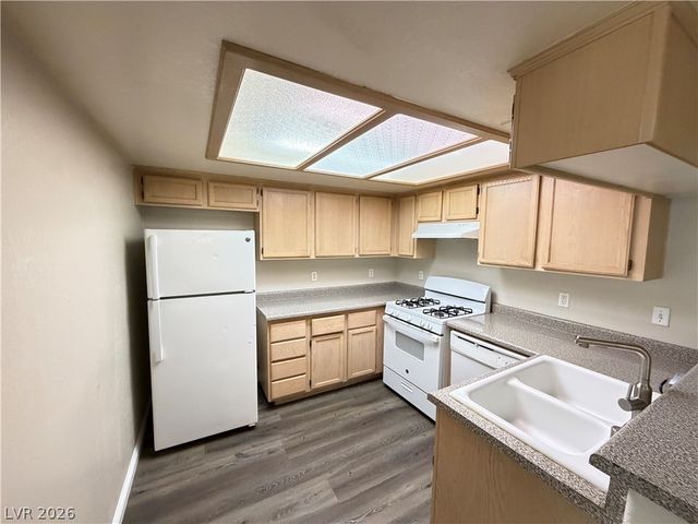 960 North Sloan Lane 104, Las Vegas, NV 89110