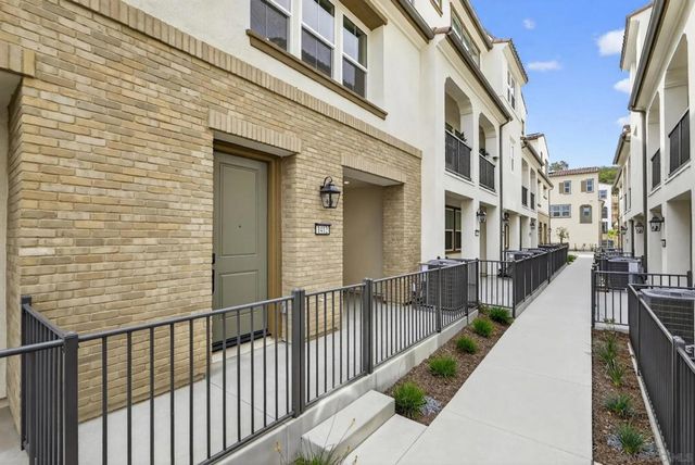2711 Faye Drive, San Marcos, CA 92078