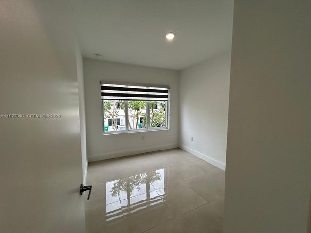 25814 SW 144th Ct 2, Homestead, FL 33032