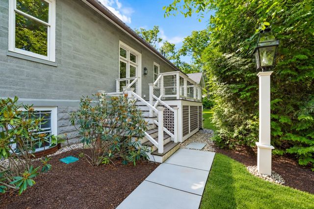 27 Lang Street 27, Concord, MA 01742