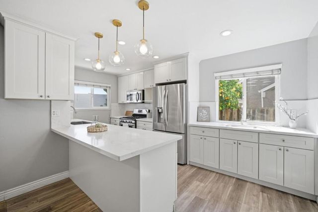 1116 Oakbluff Court, San Jose, CA 95131