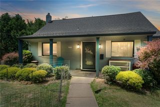 3083 Aljean Dr, Bethel Park, PA 15102