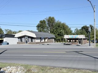 2518 Fort Campbell Blvd, Hopkinsville, KY 42240