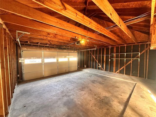 222 Henrietta Street, Webster, TX 77598