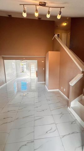 222 Henrietta Street, Webster, TX 77598