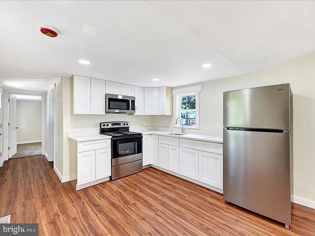 215 FRYSVILLE RD, Hellam, PA 17406