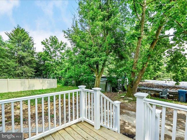 215 FRYSVILLE RD, Hellam, PA 17406