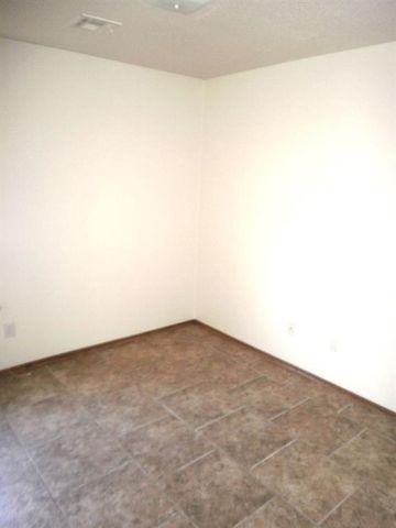 3148 SW 103rd Place, Oklahoma City, OK 73159