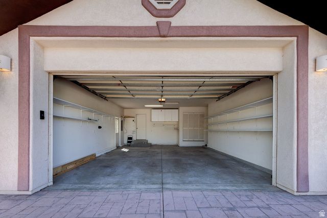 566 W WINESAP CIR, Moab, UT 84532