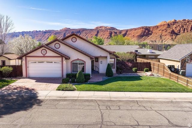 566 W WINESAP CIR, Moab, UT 84532