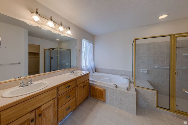 566 W WINESAP CIR, Moab, UT 84532