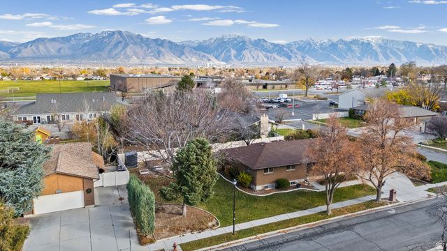 4369 S EL CAMINO ST, Taylorsville, UT 84129