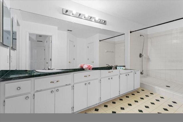 10336 NW 13TH AVENUE, Gainesville, FL 32606