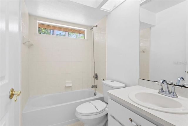 10336 NW 13TH AVENUE, Gainesville, FL 32606