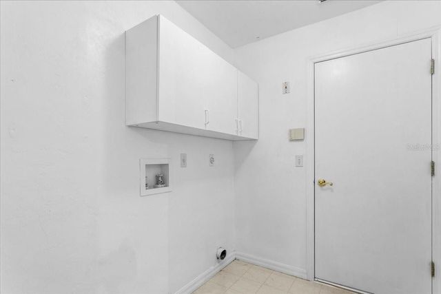 10336 NW 13TH AVENUE, Gainesville, FL 32606