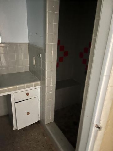 214 W OSCEOLA STREET, Clermont, FL 34711