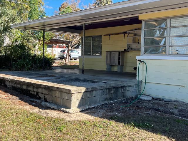 214 W OSCEOLA STREET, Clermont, FL 34711