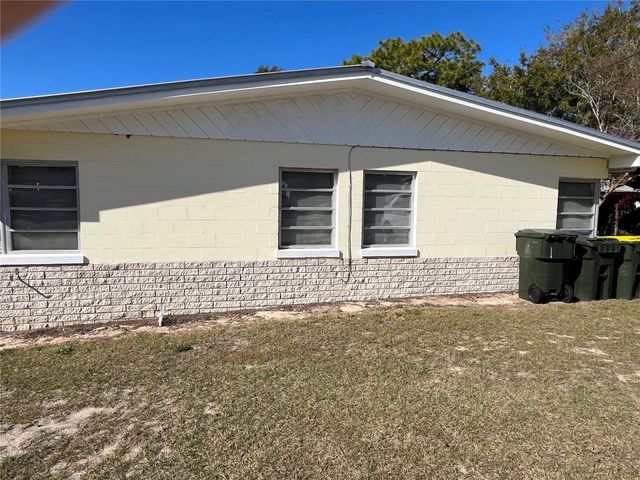 214 W OSCEOLA STREET, Clermont, FL 34711