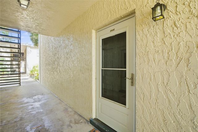 4315 AEGEAN DRIVE 102 C, Tampa, FL 33611